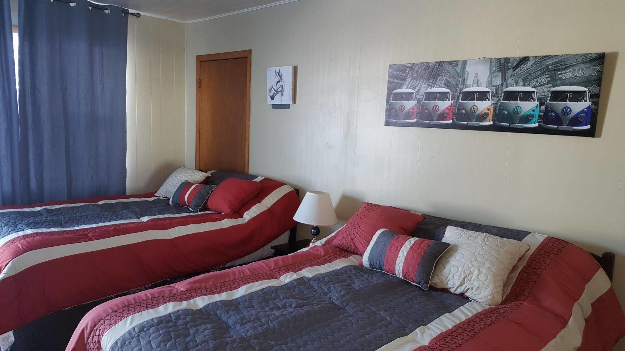The White Horse Motel Cornwall Ngoại thất bức ảnh